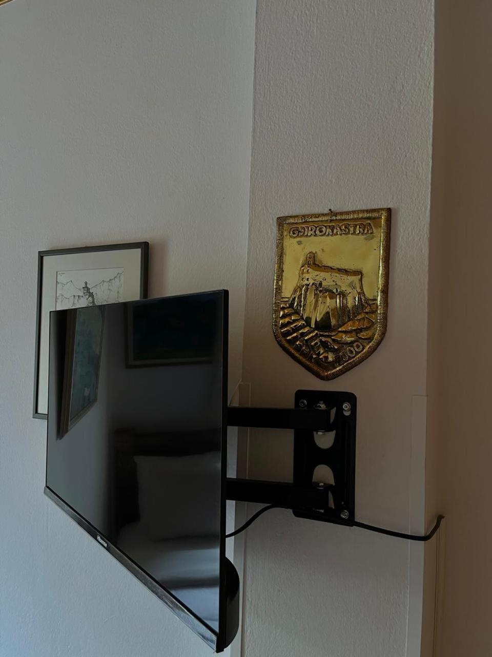 Andria'S Apartment Gjirokastër 外观 照片