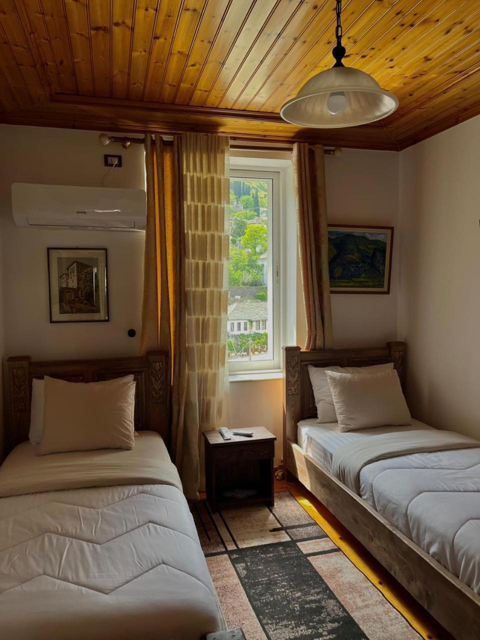 Andria'S Apartment Gjirokastër 外观 照片