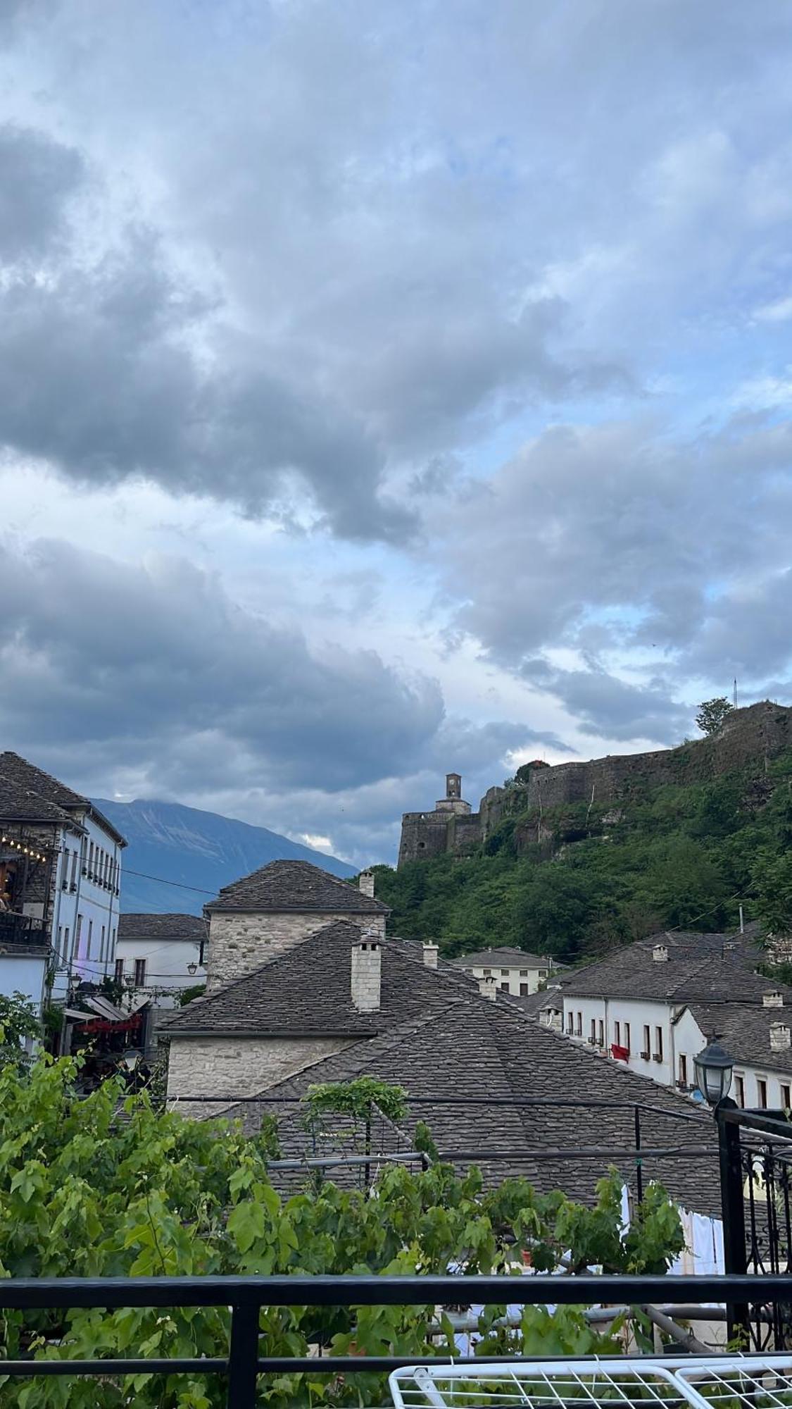 Andria'S Apartment Gjirokastër 外观 照片